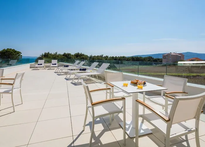 Luxury Apartments Baotic