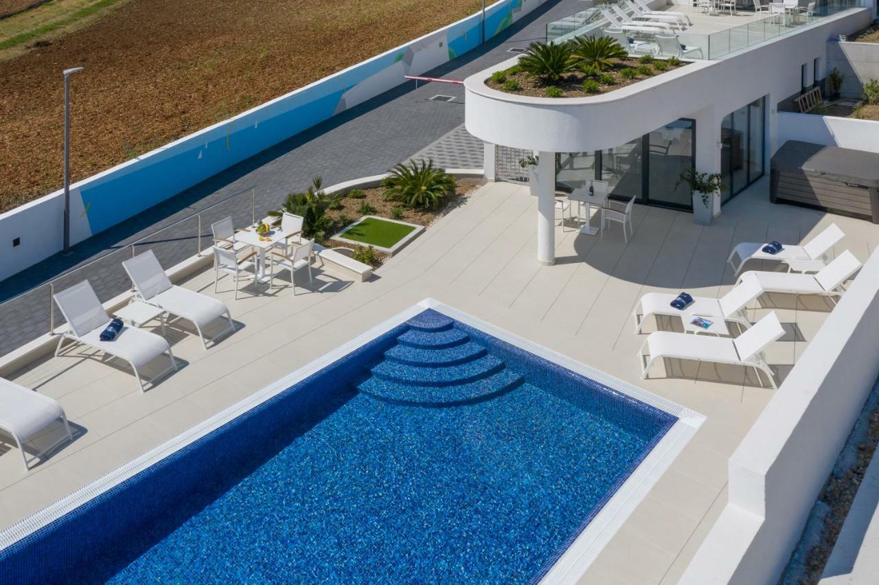 Luxury Baotic Apartment